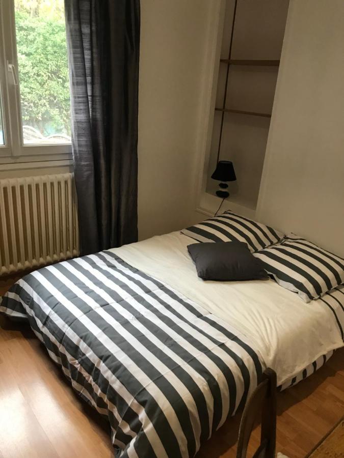 Le Relais De Pierre Bed & Breakfast Arpajon Exterior photo