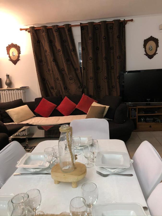 Le Relais De Pierre Bed & Breakfast Arpajon Exterior photo